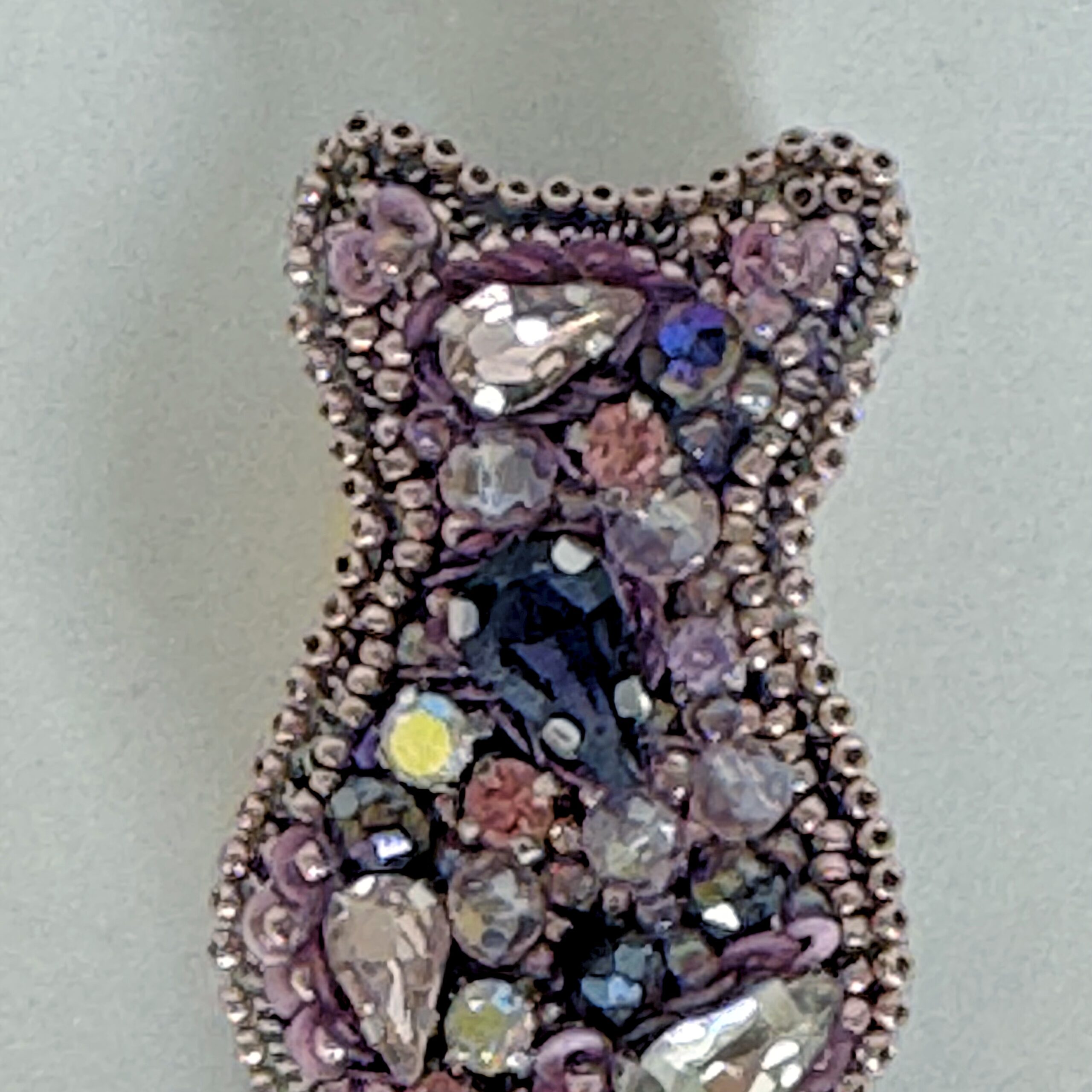 Handmade cat silhouette brooch, beaded and crystal brooch, gift cat brooch. — view 3