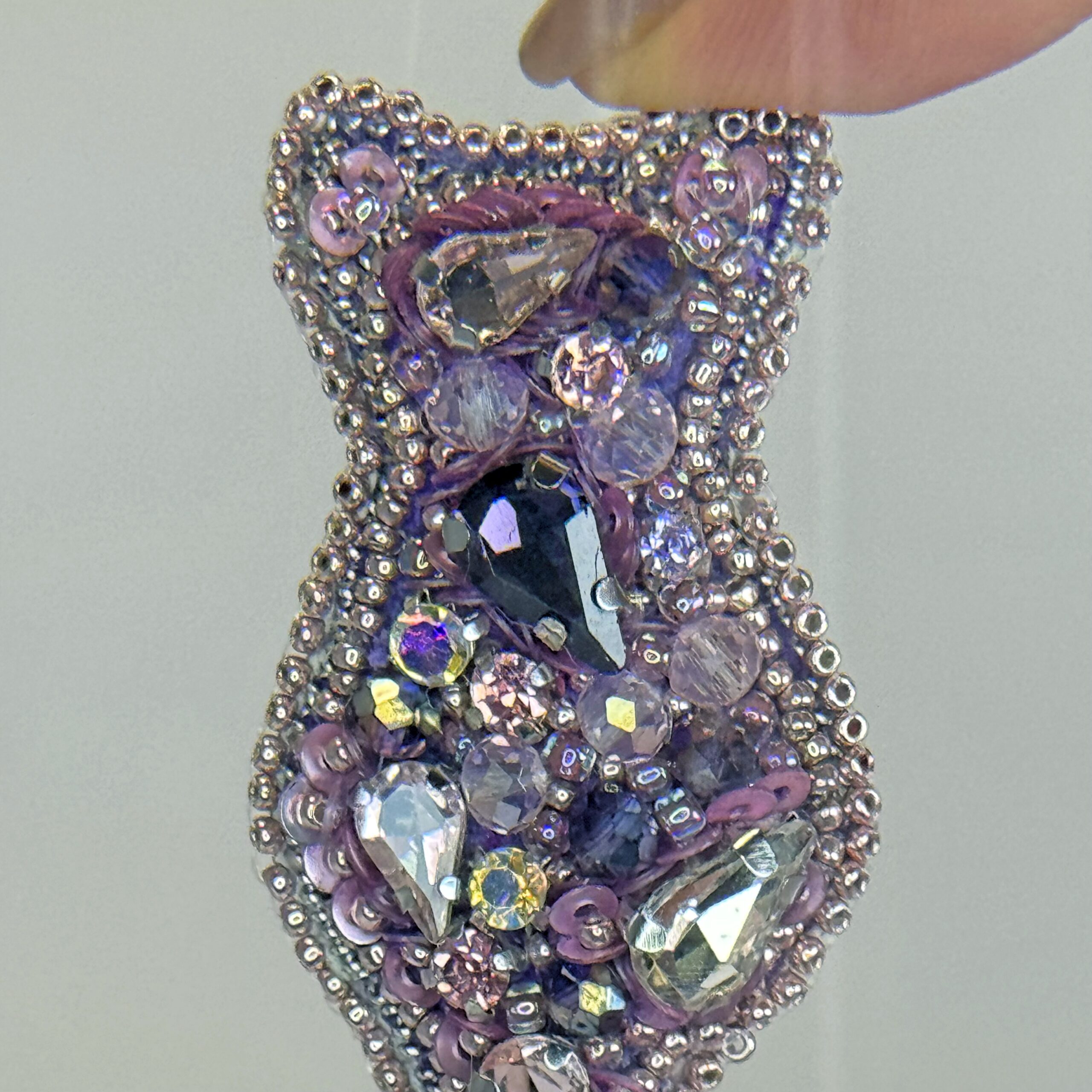 Handmade cat silhouette brooch, beaded and crystal brooch, gift cat brooch. — view 8