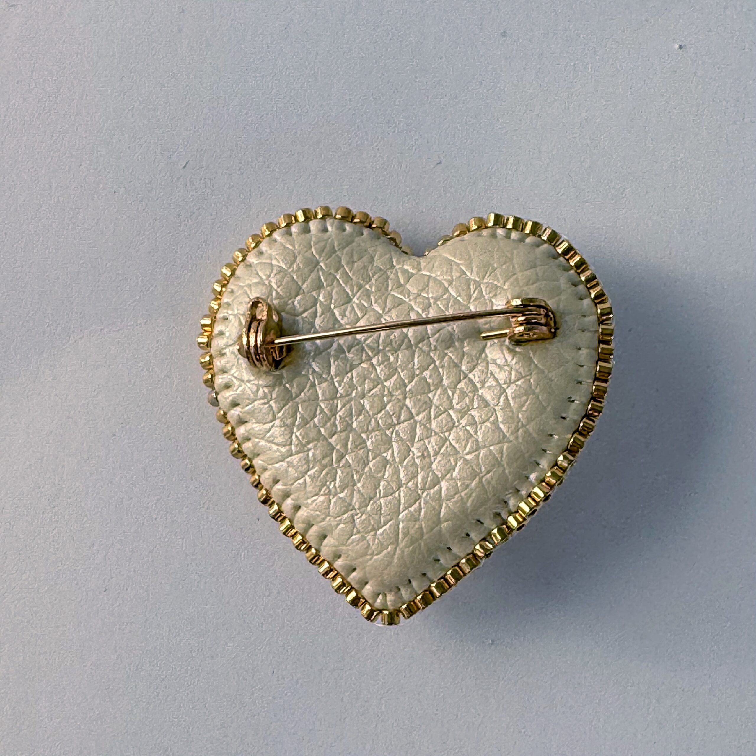 White Gold Rose Heart Brooch, Ivory Beaded Heart Pin with Rose Cabochon, Handmade Elegant Bridal Jewelry, Wedding Gift — view 5