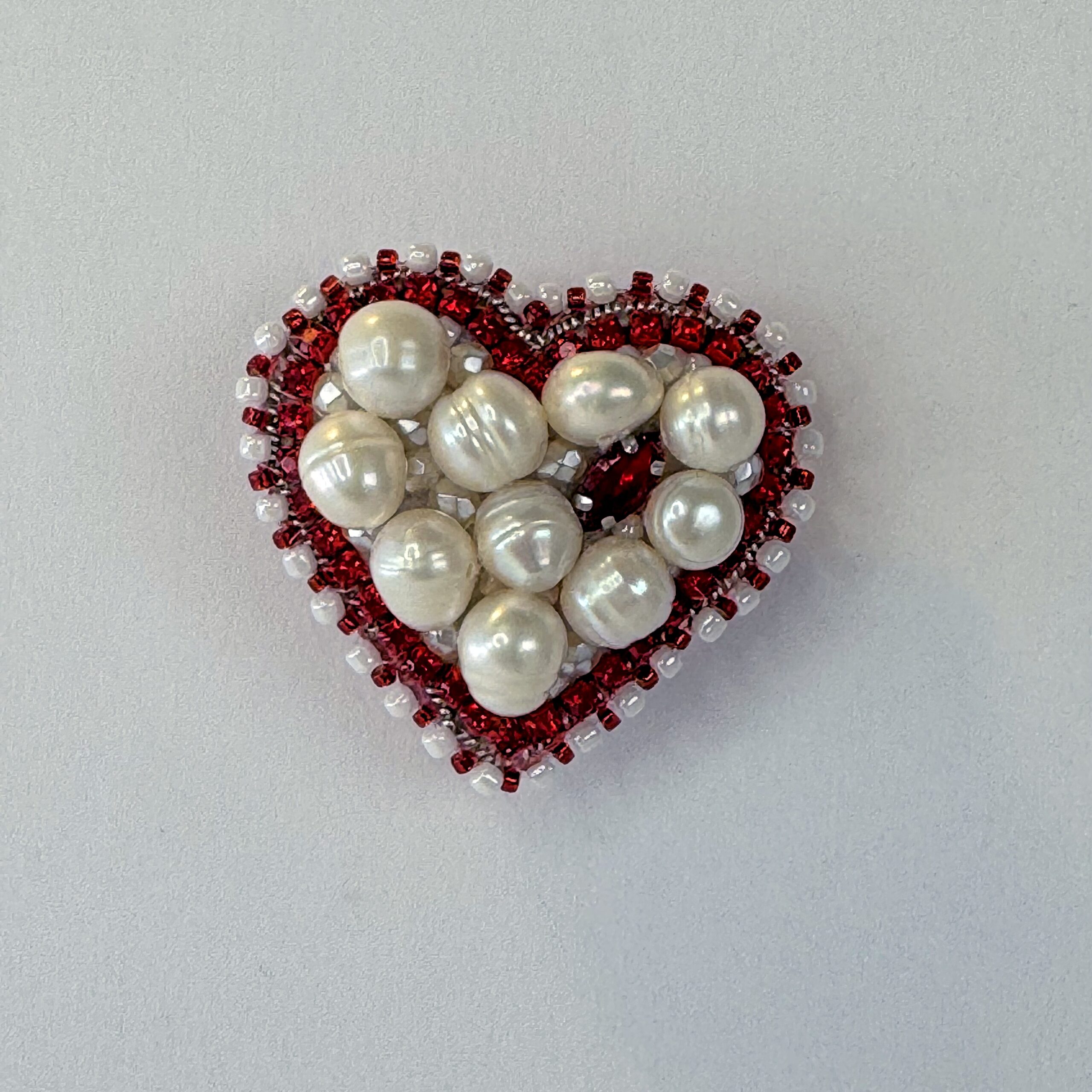 Red Heart Brooch Filled with Pearls, White Pearl Heart Pin Red Border, Handmade Romantic Jewelry, Love Gift for Her — view 2